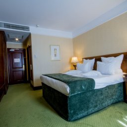 King Size Beds - Hotel HP Tower One